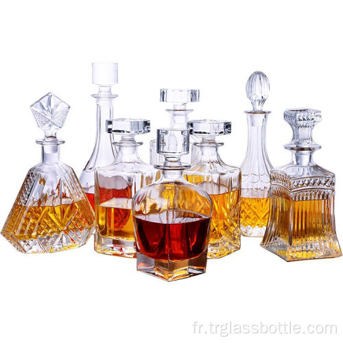 Bouteille en verre de whisky transparent épaissis
